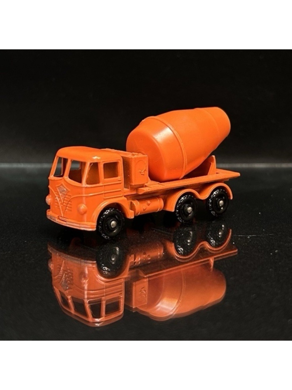 Lesney Matchbox Orange Foden Cement Mixer #26